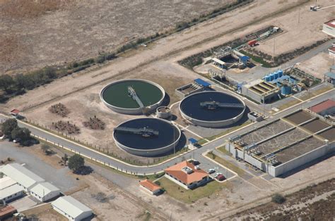 Instalaciones de la planta potabilizadora de L'Ampolla