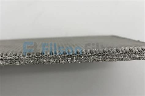 Micrografía de malla metálica sinterizada