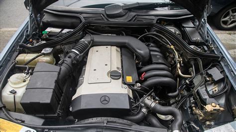 Mercedes-Benz W124 motor