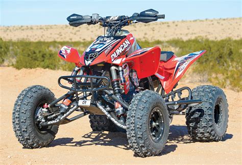 Honda TRX 450 R en un sendero todoterreno