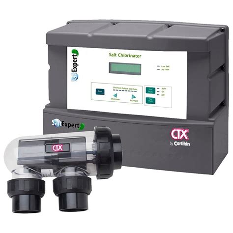 Panel de control de un clorador salino CTX con pantalla LCD