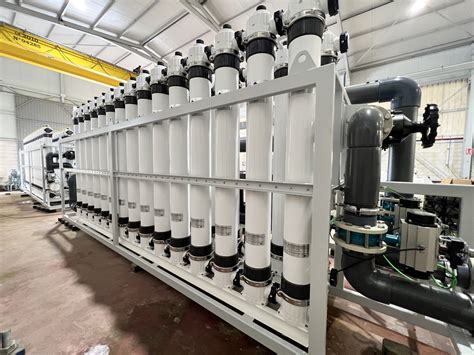 Instalación de membranas de ósmosis inversa en una planta desalinizadora