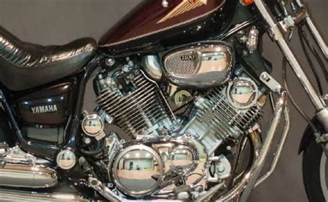 Detalle del motor V-Twin de la Yamaha XV 1900.