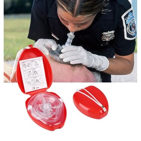 Primeros auxilios con Pocket Mask durante RCP