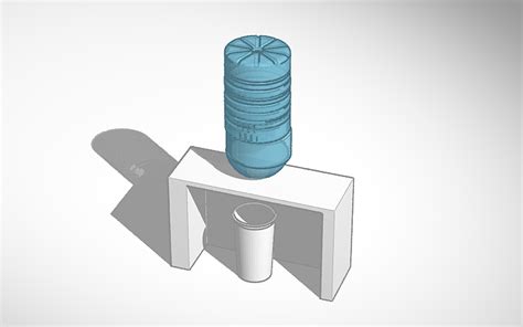 Estudiantes trabajando en un prototipo de purificador de agua
