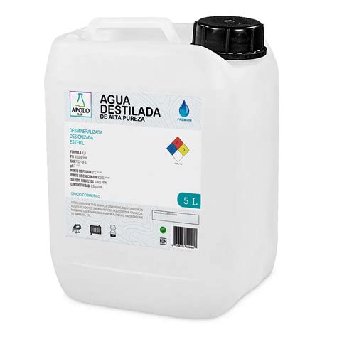 Botella de agua desmineralizada
