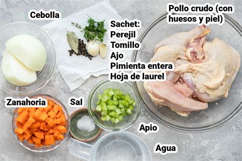 Ingredientes para caldo depurativo en un cuenco