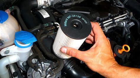 Esquema de ubicación del filtro de gasoil en un coche