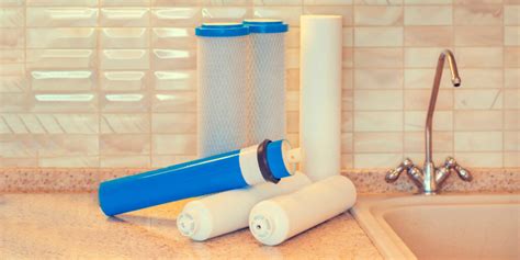 Diagrama de cómo cambiar un cartucho de filtro de grifo