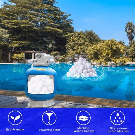 Bolas de filtro de piscina en un tanque de filtro