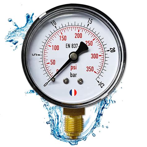 Manómetro de presión en un filtro de piscina