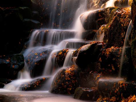 Fotografía de cascada con efecto seda