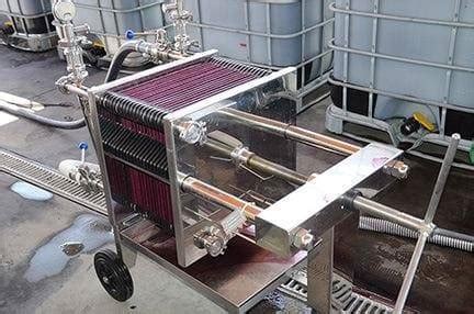 Equipo de filtración de vino