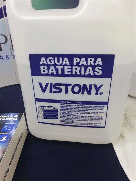 Comparativa visual: agua destilada vs agua del grifo para baterías