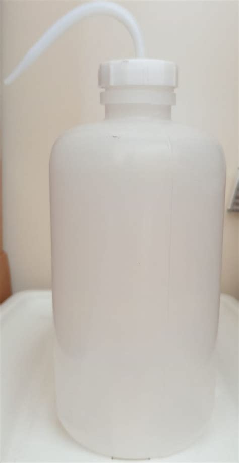 Botella de Agua Destilada de Rosas Roberts