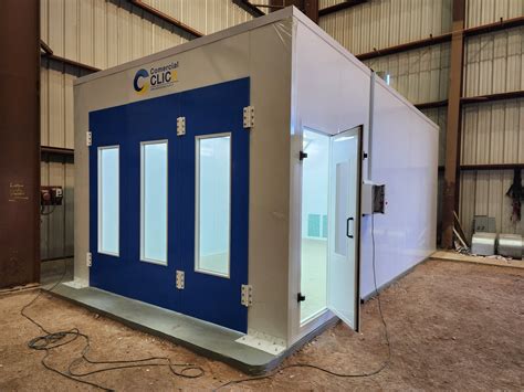 Cabina de pintura con sistema de ventilación