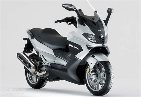 Gilera Nexus 500 en movimiento