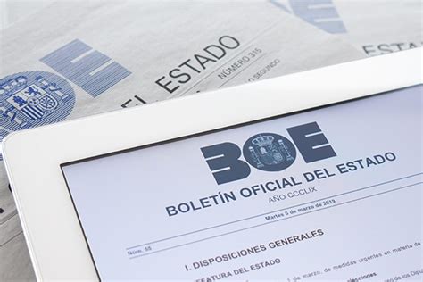 Imagen del Boletín Oficial del Estado (BOE) con un titular sobre la retirada de mascarillas.