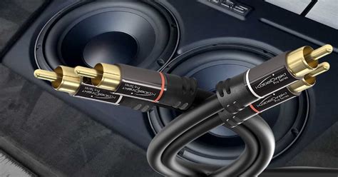 Car audio system with RCA cables