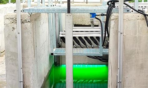 Ilustración de un sistema de desinfección UV para aguas residuales