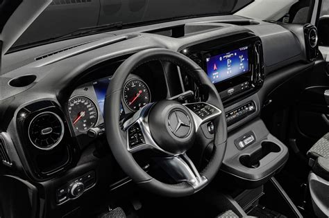 Compartimento del motor de una Mercedes-Benz Vito