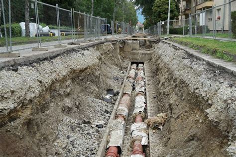 Tuberías antiguas y nuevas