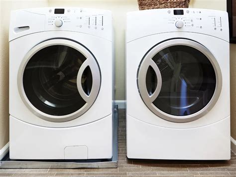 Comparativa visual entre secadora de condensación y secadora de bomba de calor