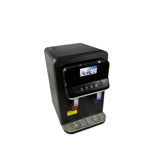 Oficina con dispensador de agua conectado a la red