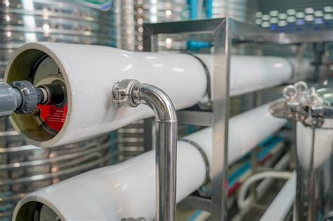 Panel de control con caudalímetros en un sistema de ósmosis inversa